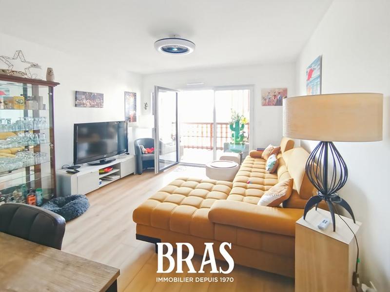 Appartement - 62 m² - 3 pièces