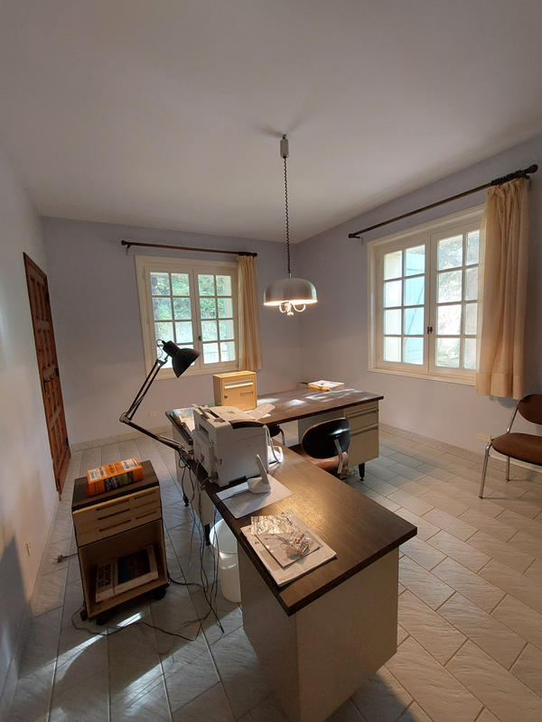 Villa - 216 m² - 9 pièces