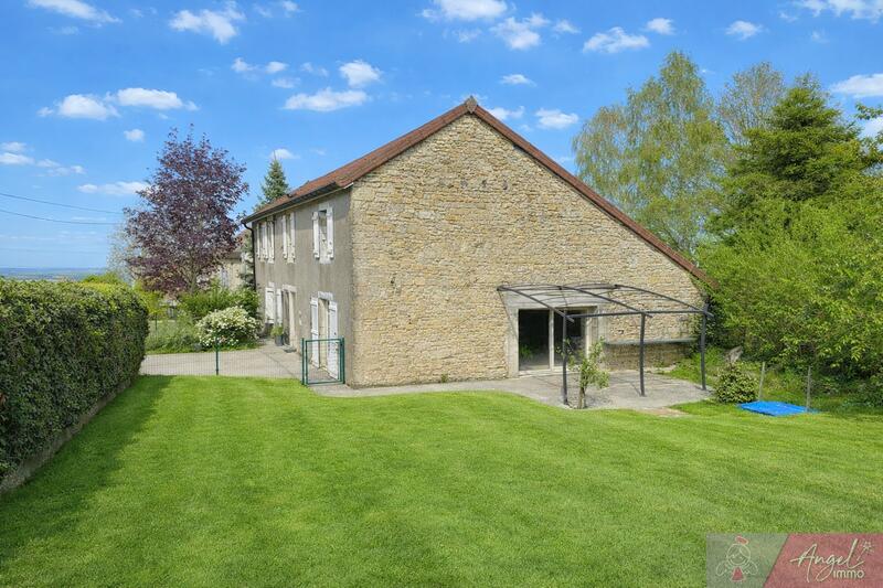 Maison - 158 m² - 6 pièces