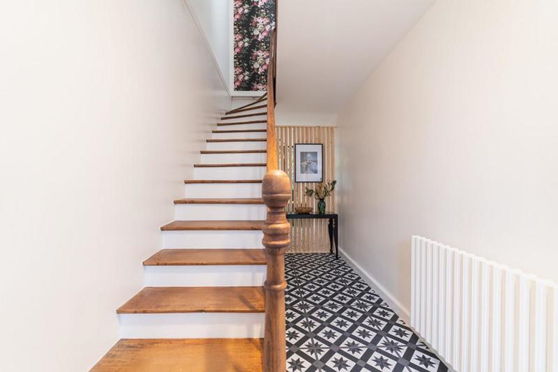 Propriété - 235 m² - 8 pièces