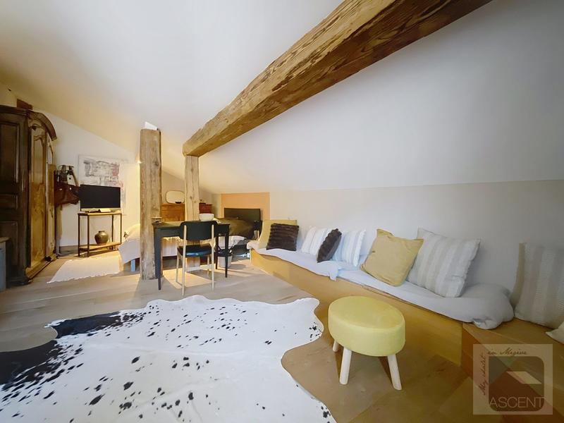 Maison - 246 m² - 6 pièces