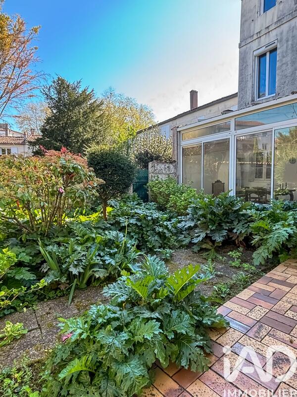 Maison de ville - 193 m² - 7 pièces