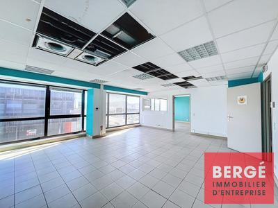 Bureau - 1 000 m²