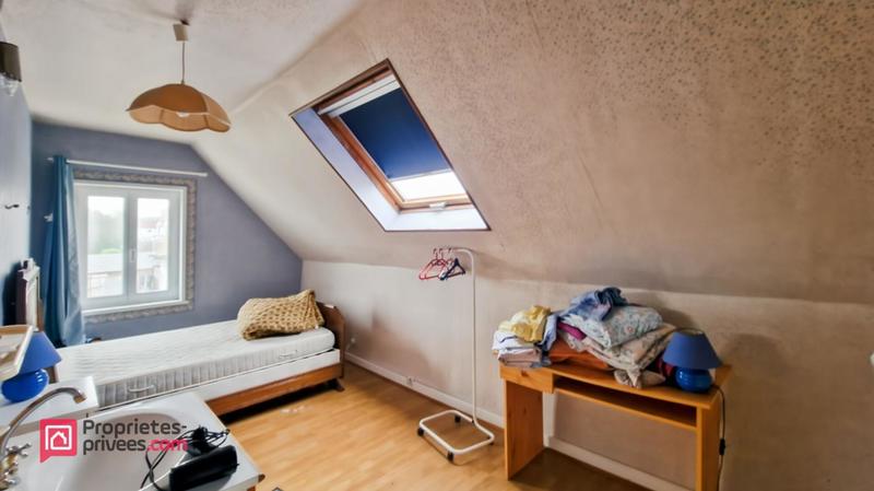 Maison - 157 m² - 10 pièces