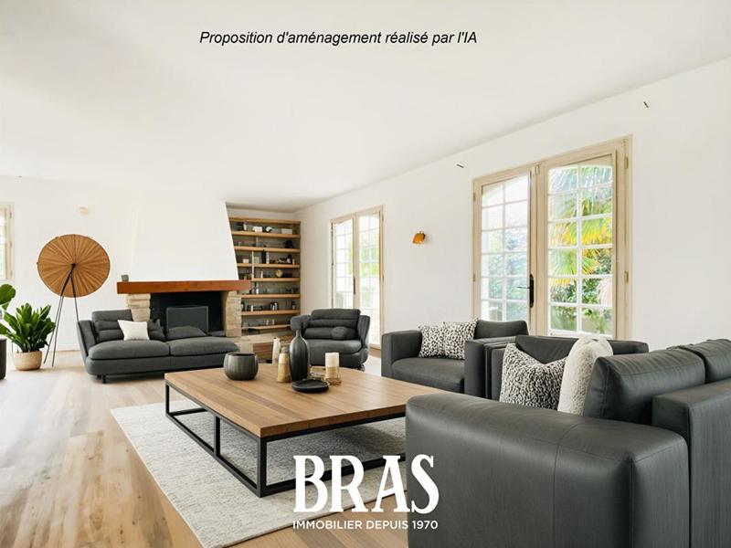 Maison - 141 m² - 8 pièces