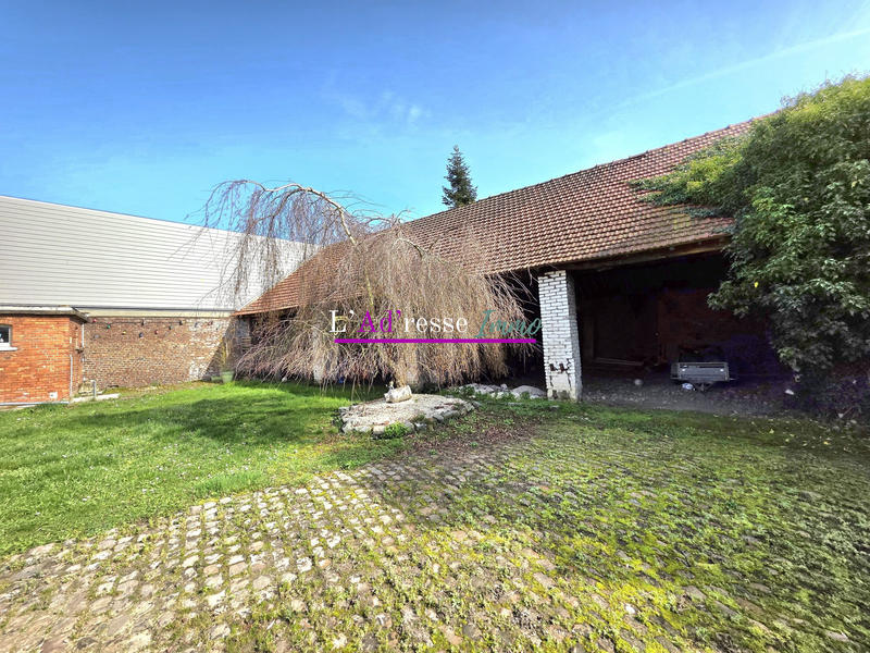 Maison - 182 m² - 10 pièces