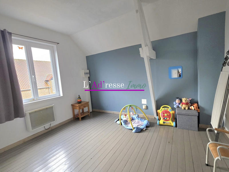 Maison - 290 m² - 10 pièces