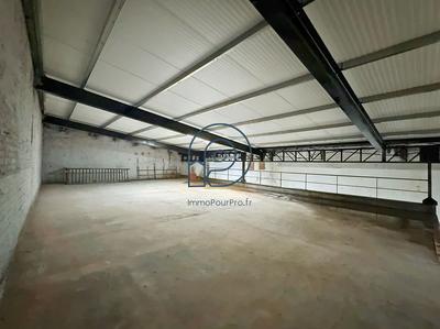 Entrepôt - 600 m²