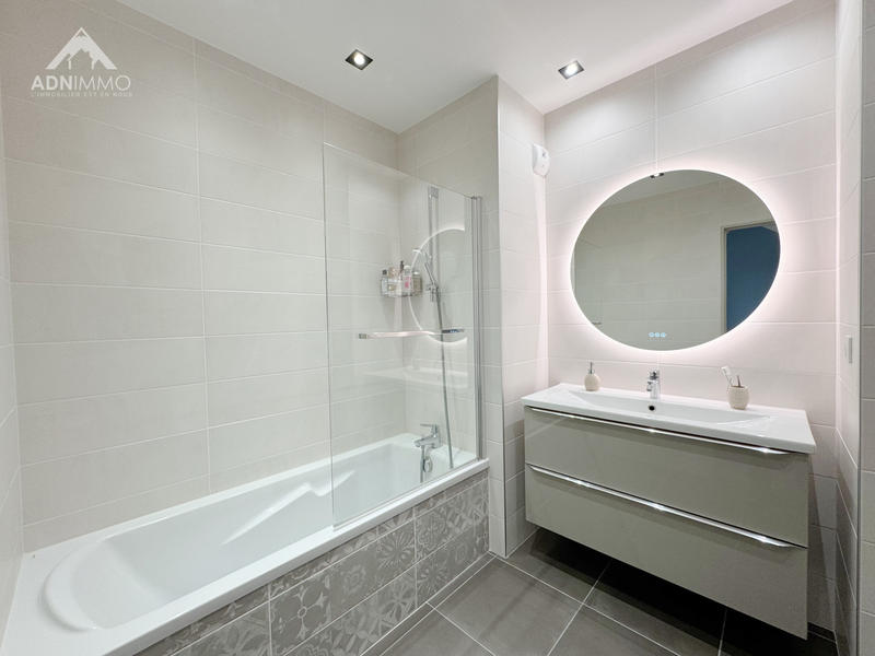 Appartement - 87 m² - 3 pièces