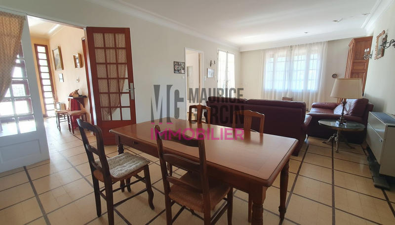 Maison traditionnelle - 132 m² - 6 pièces