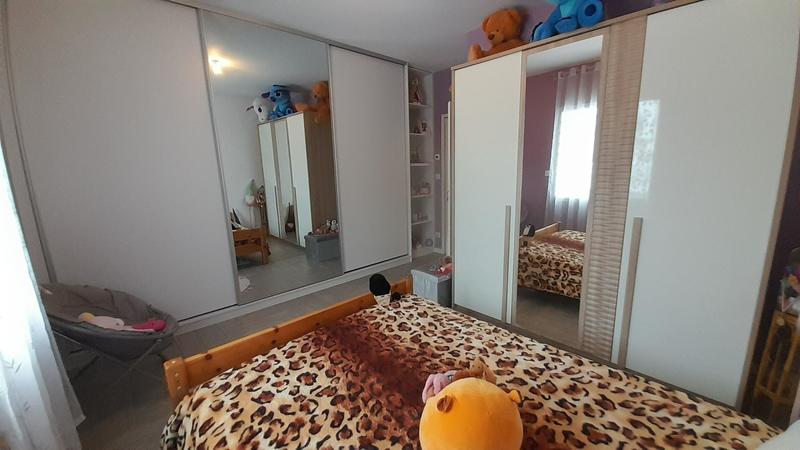 Maison - 210 m² - 7 pièces