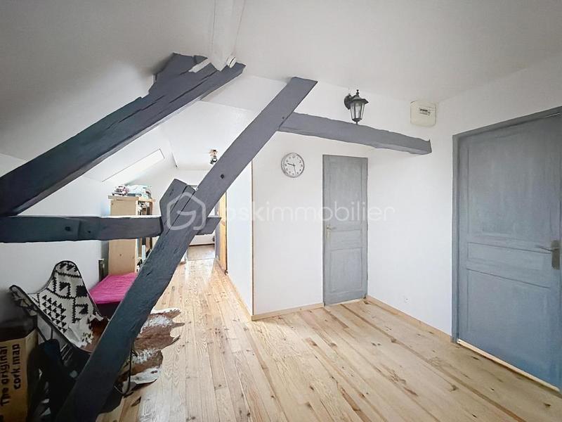 Maison - 173 m² - 7 pièces