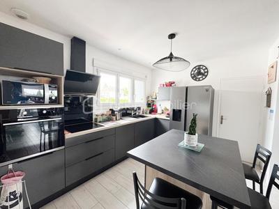 Maison - 117 m² - 5 pièces