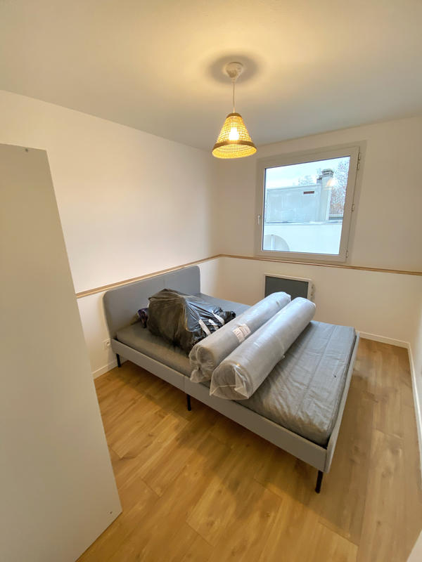 Appartement - 77 m² - 5 pièces