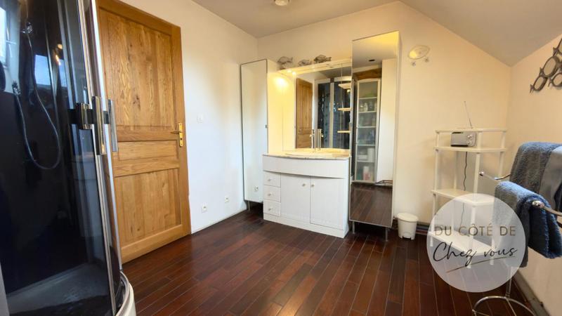 Propriété - 128 m² - 4 pièces