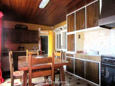 Maison - 96 m² - 4 pièces