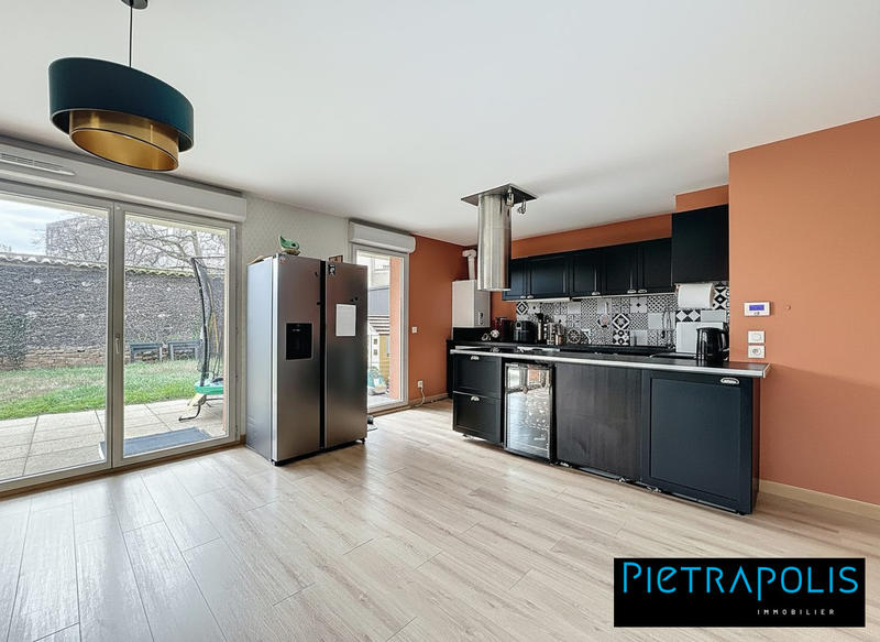 Appartement - 83 m² - 4 pièces