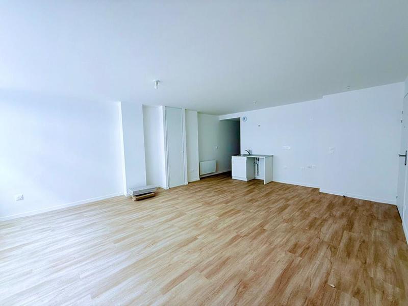 Studio - 37 m² - 1 pièce