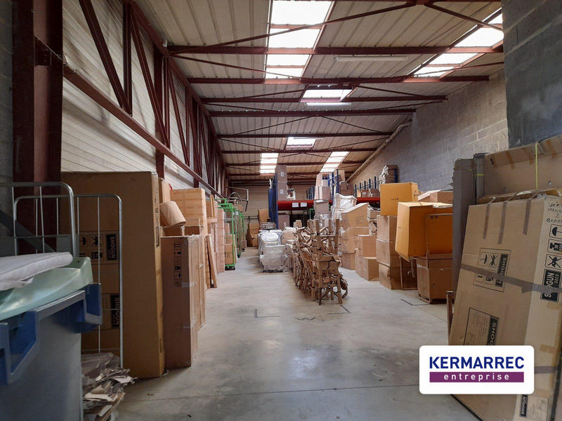 Local commercial - 2 750 m²