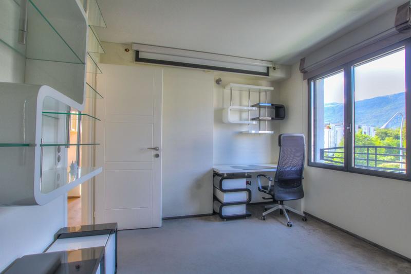 Appartement - 163 m² - 5 pièces