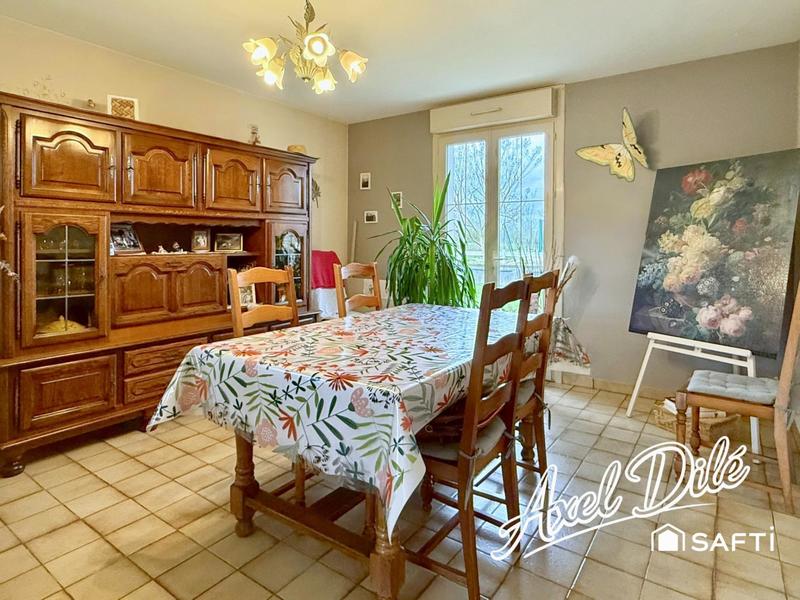 Maison - 142 m² - 9 pièces