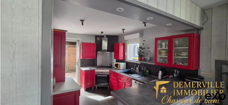 Maison - 153 m² - 7 pièces