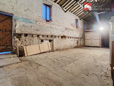 Maison - 180 m² - 1 pièce