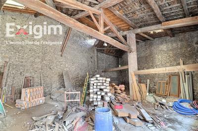 Maison ancienne - 144 m² - 1 pièce