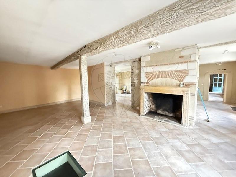 Longère - 245 m² - 6 pièces