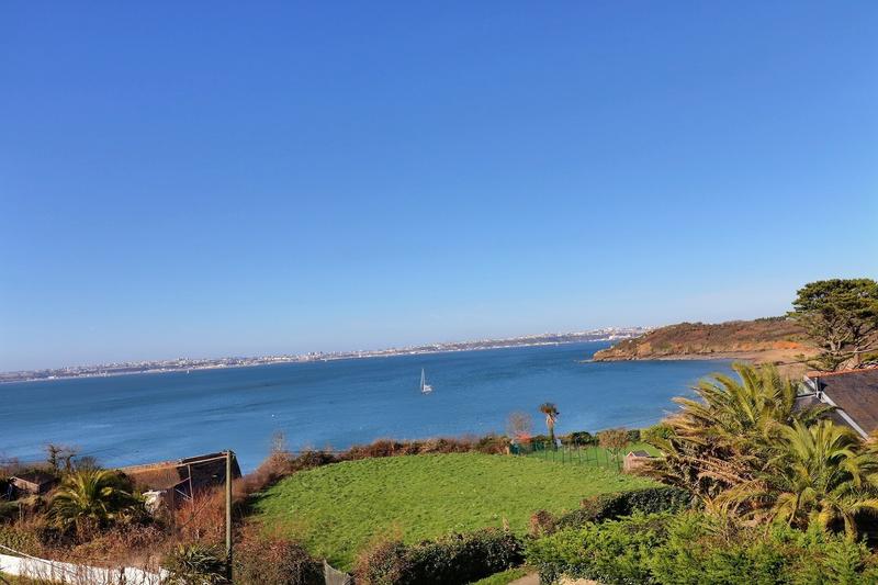 Maison - 252 m² - 10 pièces