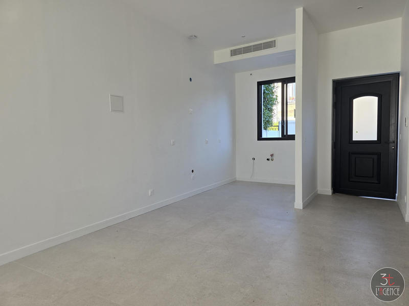 Maison contemporaine - 210 m² - 6 pièces