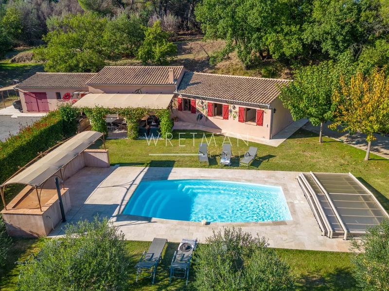 Villa - 172 m² - 6 pièces