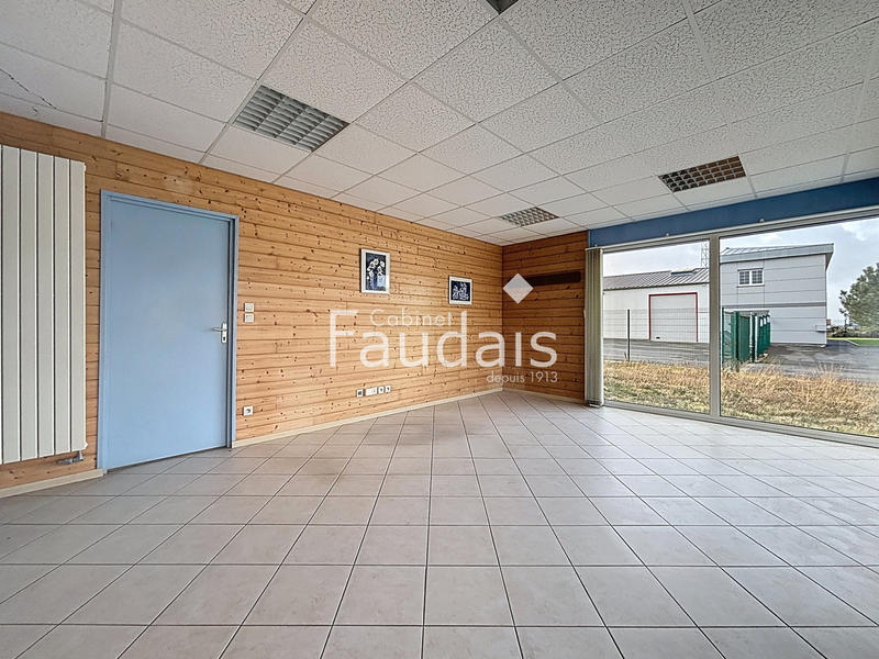 Local d'activités - 200 m²