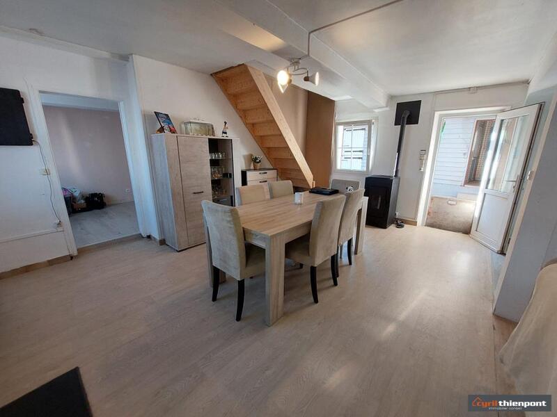 Maison - 97 m² - 6 pièces