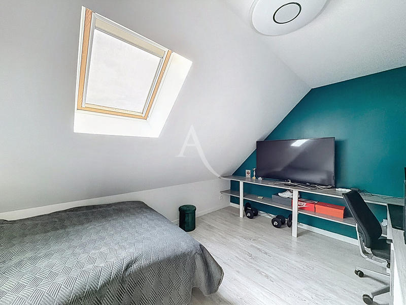 Maison - 110 m² - 6 pièces