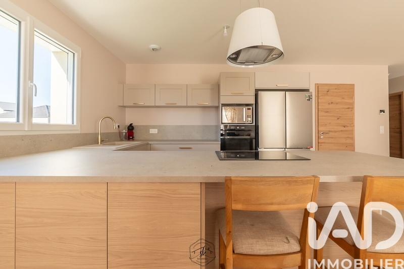 Maison - 143 m² - 6 pièces