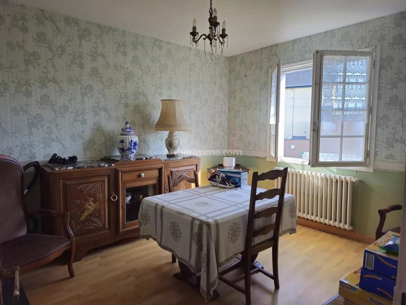 Maison - 140 m² - 8 pièces