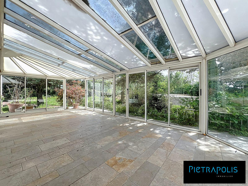 Maison - 292 m² - 7 pièces