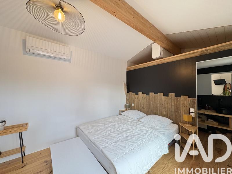 Maison - 240 m² - 9 pièces