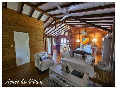 Maison de bois - 72 m² - 3 pièces