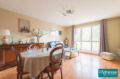 Appartement - 75 m² - 3 pièces