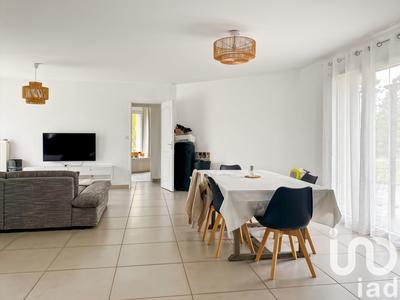 Maison - 102 m² - 4 pièces