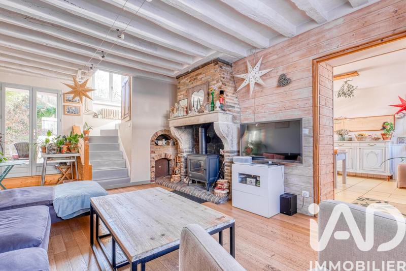 Maison - 215 m² - 7 pièces