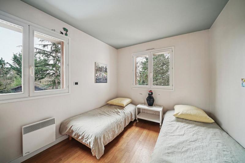 Maison - 222 m² - 8 pièces