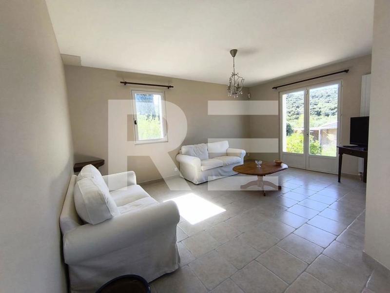 Maison - 136 m² - 5 pièces