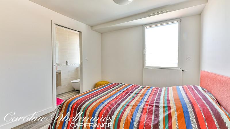 Maison - 263 m² - 7 pièces