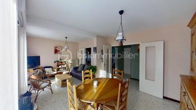Maison - 99 m² - 5 pièces