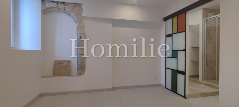 Immeuble - 120 m² - 6 pièces