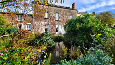 Maison - 206 m² - 8 pièces