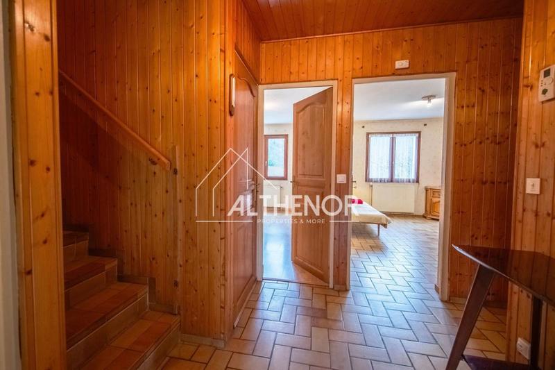 Propriété - 156 m² - 6 pièces